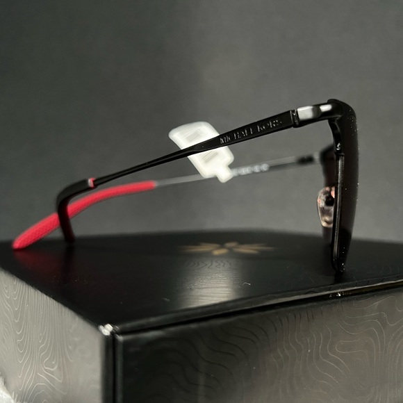 NWT. Michael Kors Archie Sunglasses in Merlot - Picture 5 of 9